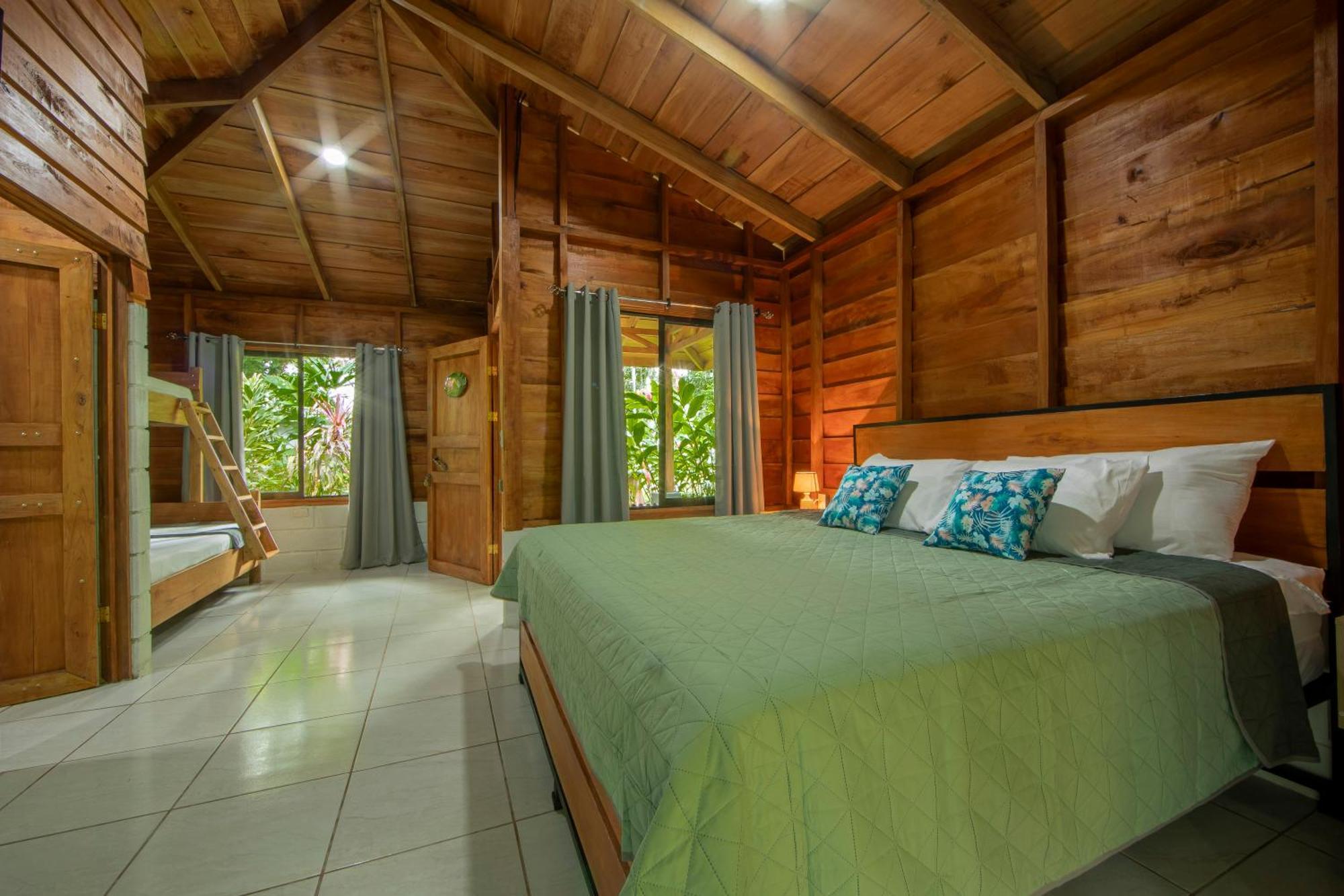 Eden Organic Farm & Bungalows La Fortuna Esterno foto