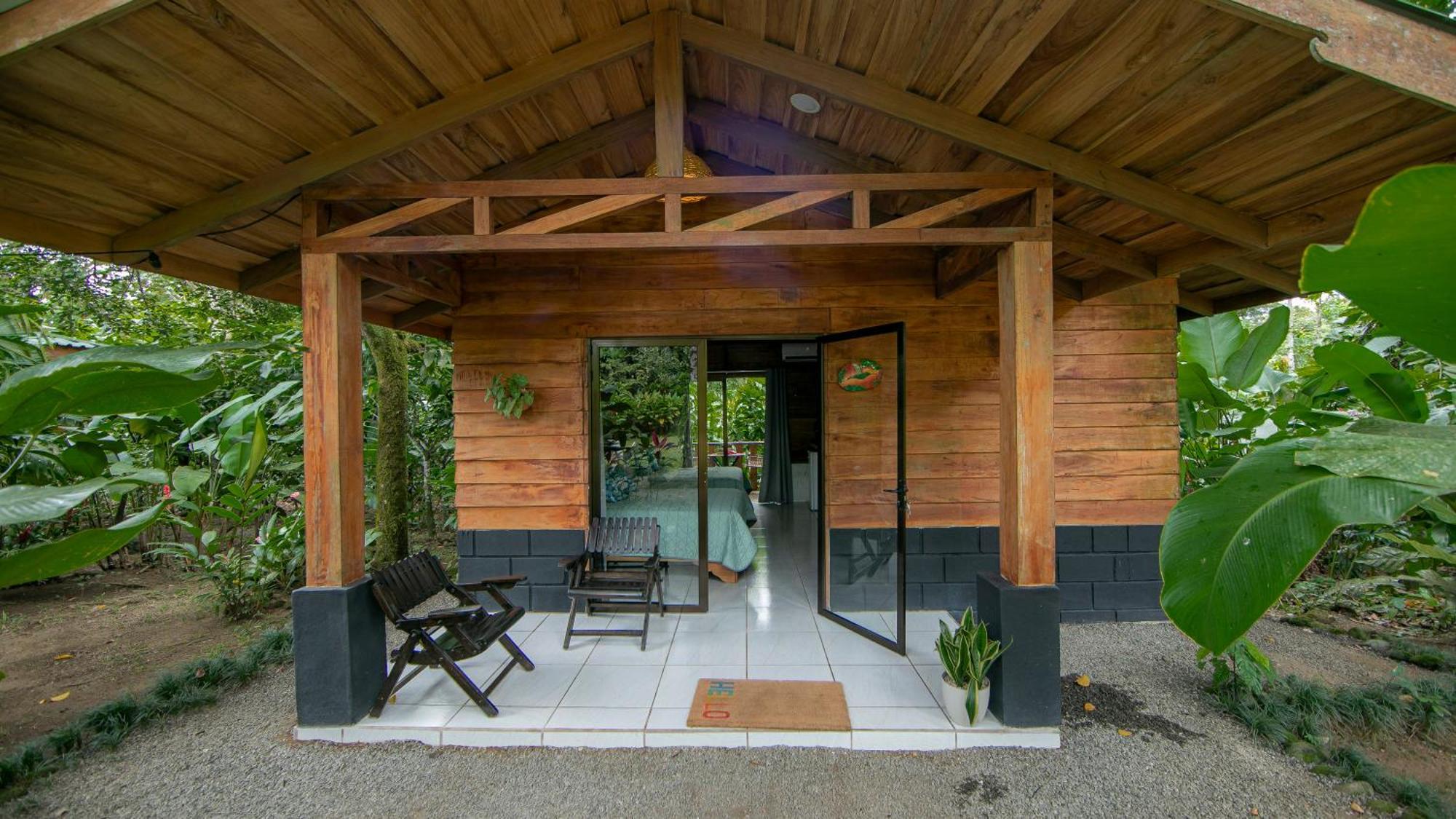 Eden Organic Farm & Bungalows La Fortuna Esterno foto