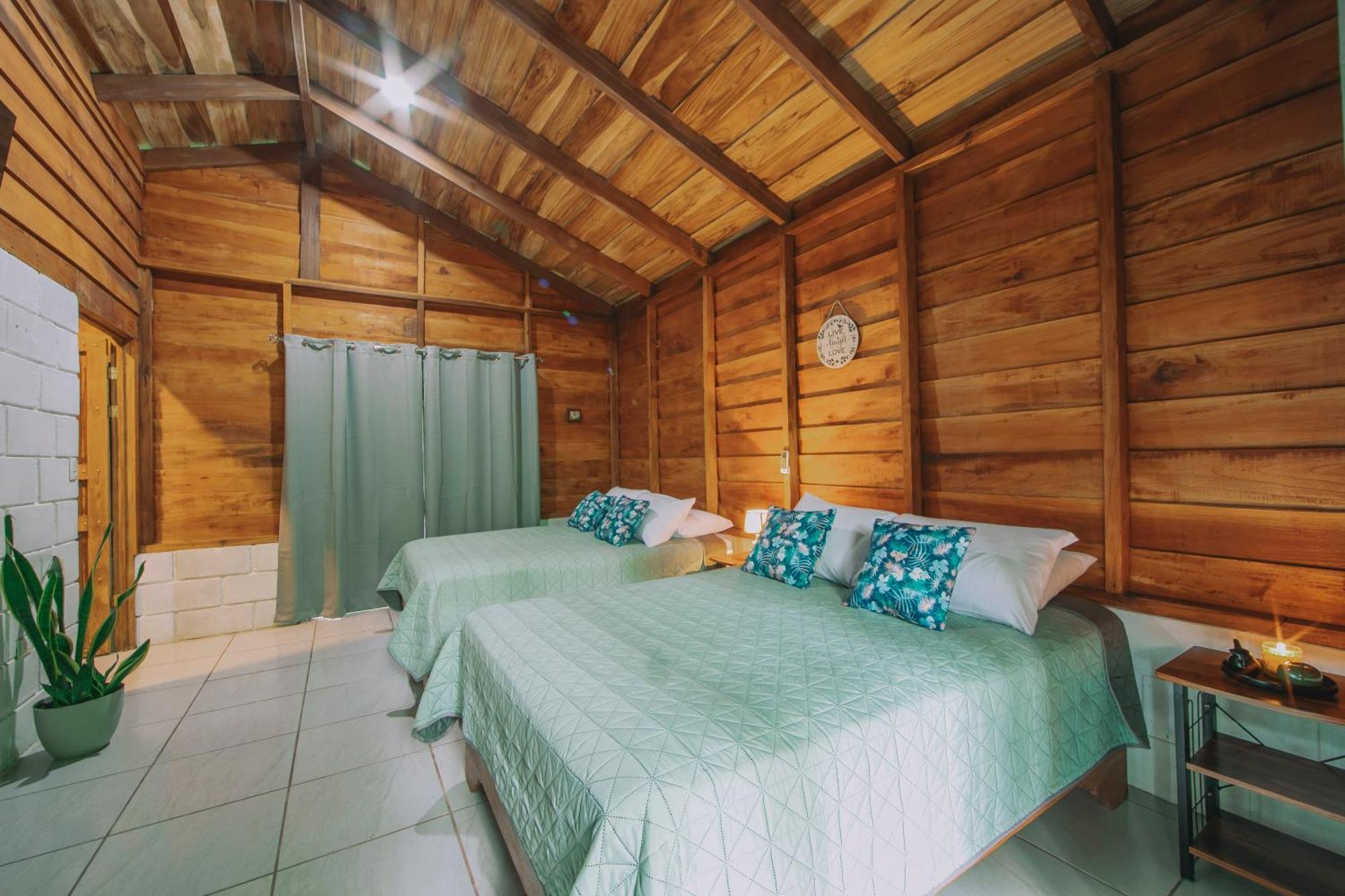 Eden Organic Farm & Bungalows La Fortuna Esterno foto